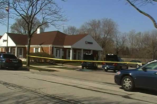 Harris Bank armed robbery 4-24-2009