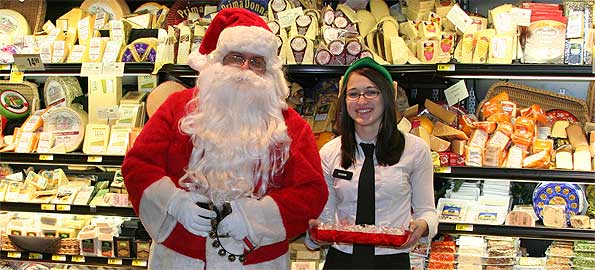 Santa-Helper-Marianos
