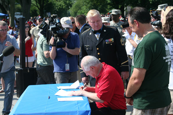 GovQuinnSigning