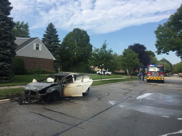 Car fire Mount Prospect with Glenview Engine 8