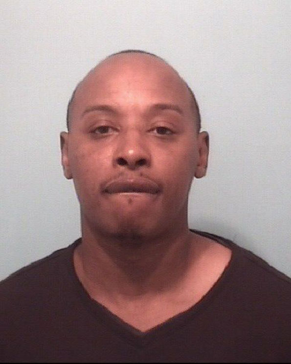 Quincy Devon Watson, home invasion, domestic battery suspect