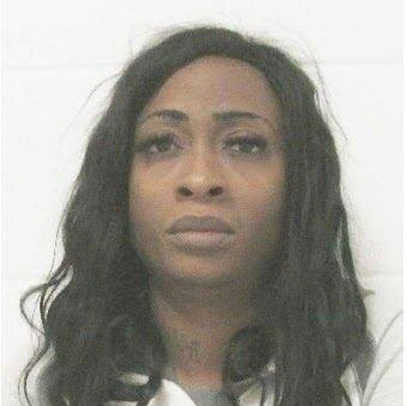 Yolanda Holmes, Retail Theft suspect Libertyville