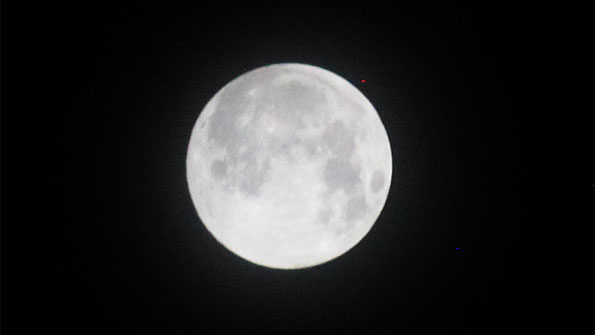 Snow Moon SuperMoon 0530 CST February 19, 2019 thin veil clouds