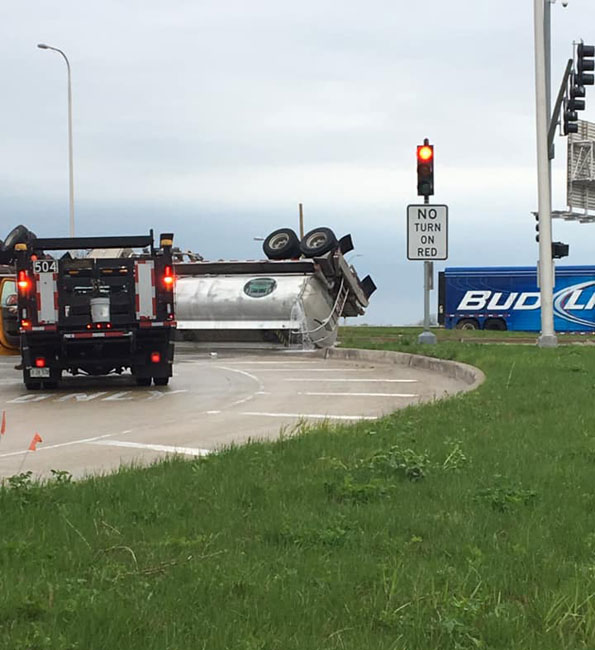 Rollover Tanker with ethanol leak on Elmhurst Road unincorporated Des Plaines