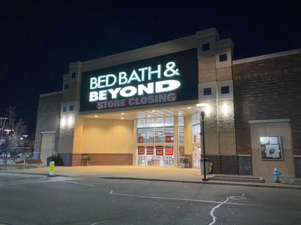 Bed Bath & Byond closing in Mount Prospect Village Randhurst location