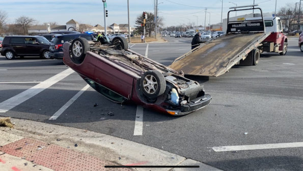 Rollover crash Golf Road and Arlington Heights Rd., Arlington Heights