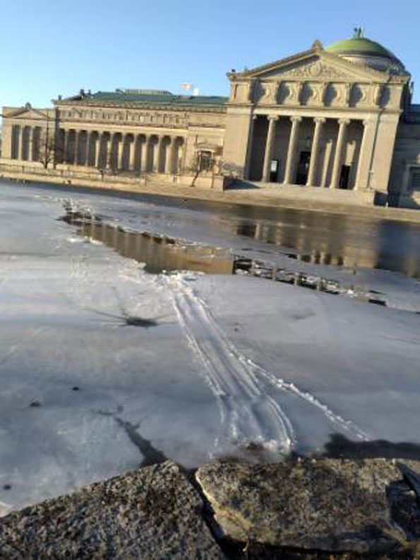 Broken ice at the Columbia Basin south of the Museum of Science and Industry, Chicago (SOURCE: Chicago Fire Department)