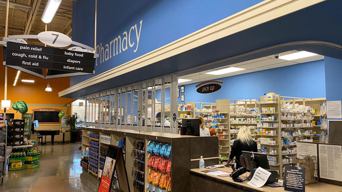 Arlington Heights Mariano's Pharmacy Barrier set up during operating hours on Tuesday, March 10, 2020
