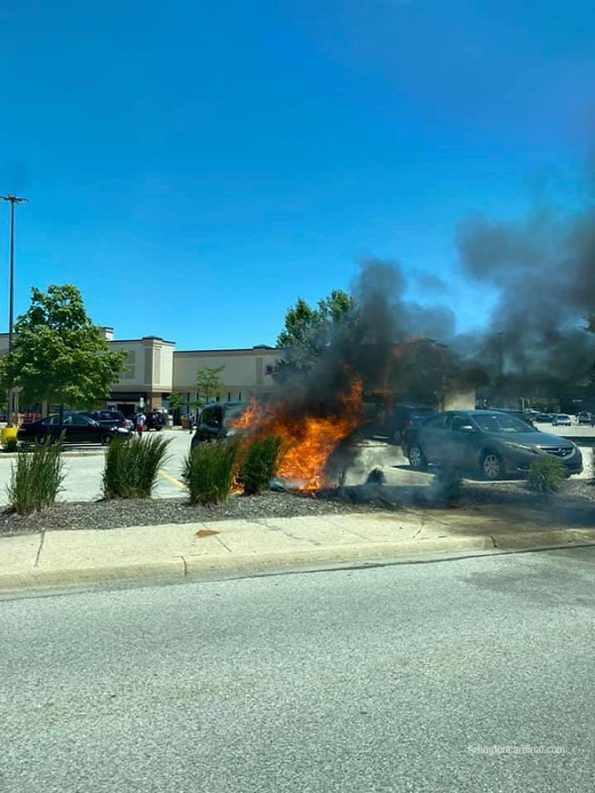 Kia Soul fire in parking lot near Harvest Fresh Market, Arlington Heights