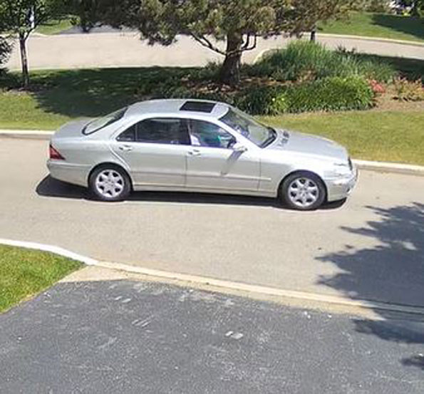 Lake Forest burglary suspect's car