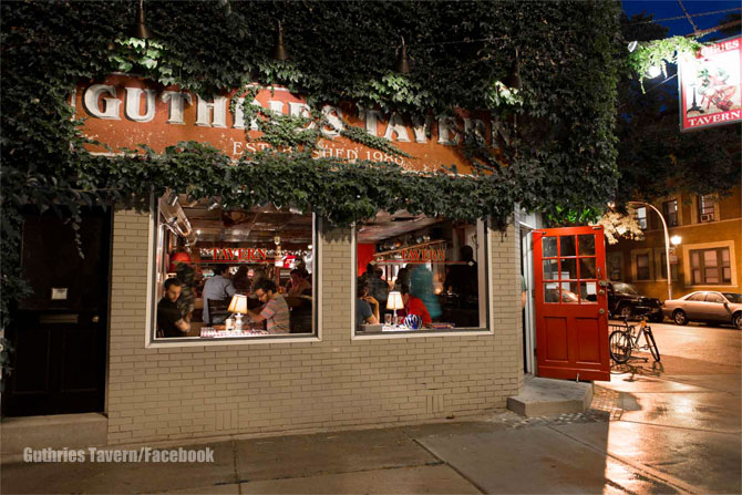 Guthries Tavern in Chicago Guthries Tavern in Chicago