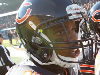 Josh Bellamy in 2015, playing wide receiver in a game against the Denver Broncos on November 22, 2015 (SOURCE: original: U.S. Army Public Affairs Midwestderivative: Diddykong1130 / Public domain)