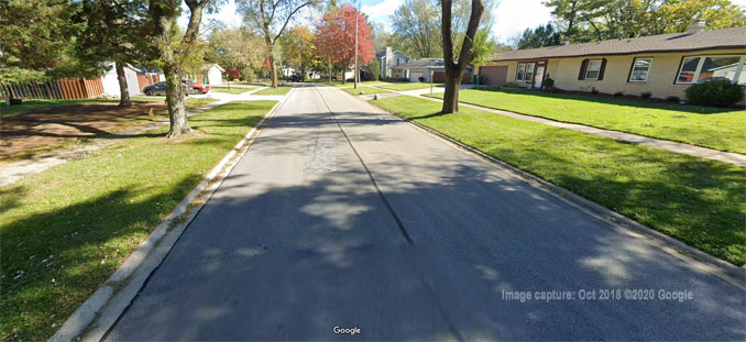 St Marys Parkway Near Brucewood Court in Buffalo Grove (Image capture: Oct 2018 ©2020)
