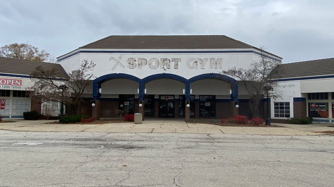 Xsport Fitness closed down at 320 East Golf Road in Arlington Heights