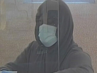 Bank robbery suspect image from Fifth Third Bank Northbrook (SOURCE: FBI Chicago)