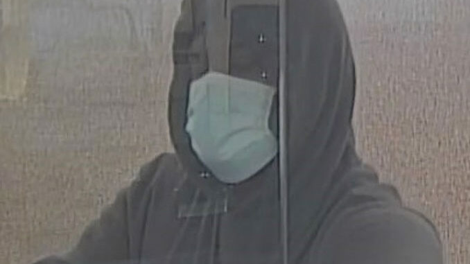 Bank robbery suspect image from Fifth Third Bank Northbrook (SOURCE: FBI Chicago)