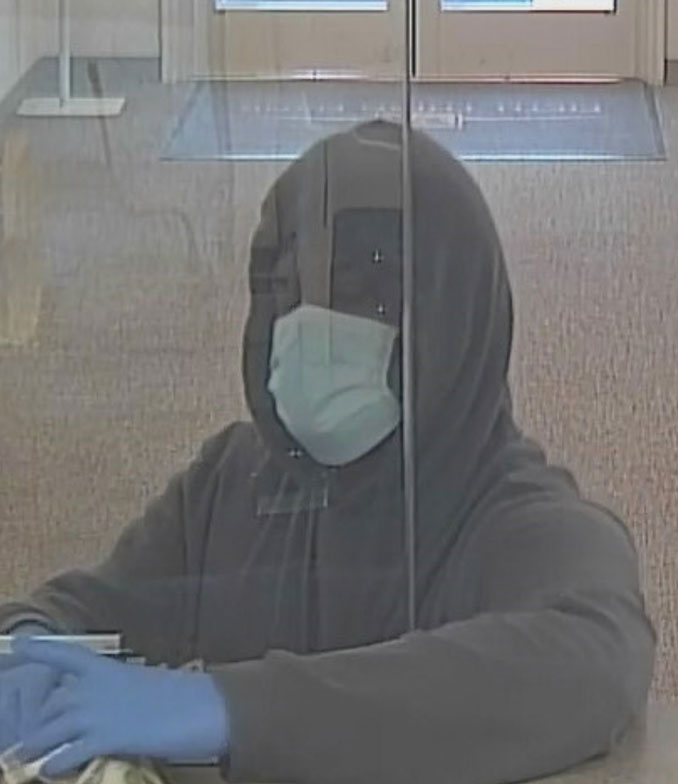 Bank robbery suspect image from Fifth Third Bank Northbrook (SOURCE: FBI Chicago)