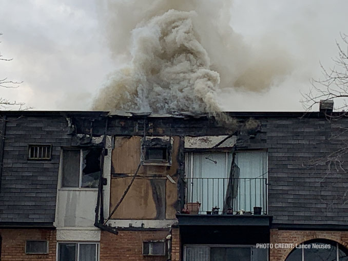 Smoke pushing out at 15 B Dundee Quarter in Palatine (PHOTO CREDIT: Lance Neuses)