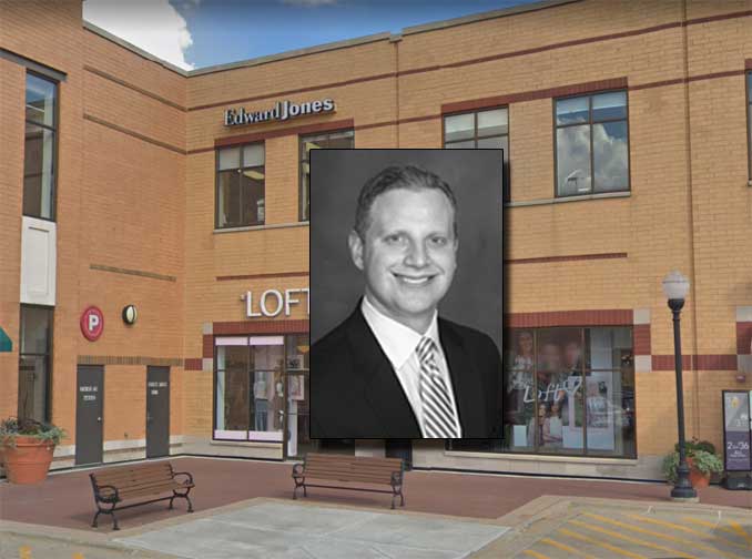 Brian Mueller at Edward Jones, 21 South Evergreen Avenue in Arlington Heights (Google Street view Image capture October 2018 ©2021 2021)