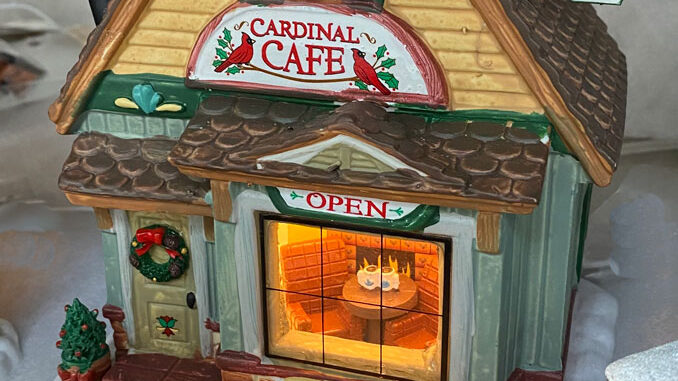 Cardinal Cafe (Cardinal Cafe by Lemax)