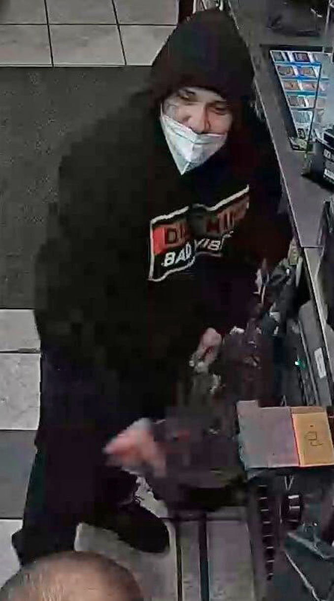 Suspect 1 Marengo Circle K Armed Robbery (SOURCE: Marengo Police Department)