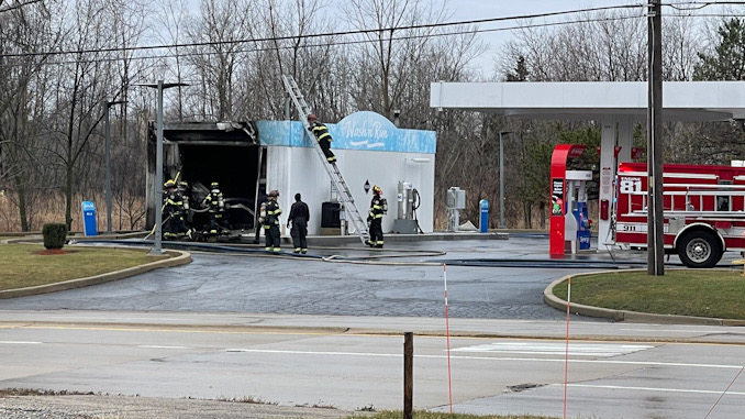 Fire at car wash at Bucky’s Mobil at the southwest corner of Quentin Road and Dundee Road in Palatine