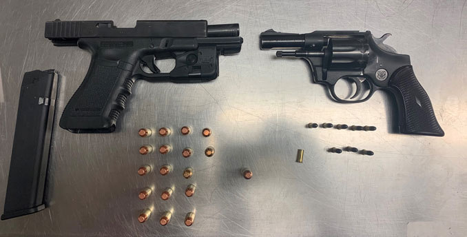 Guns, ammunition, and magazine with Parolee (SOURCE: Lake County Sheriff's Office)