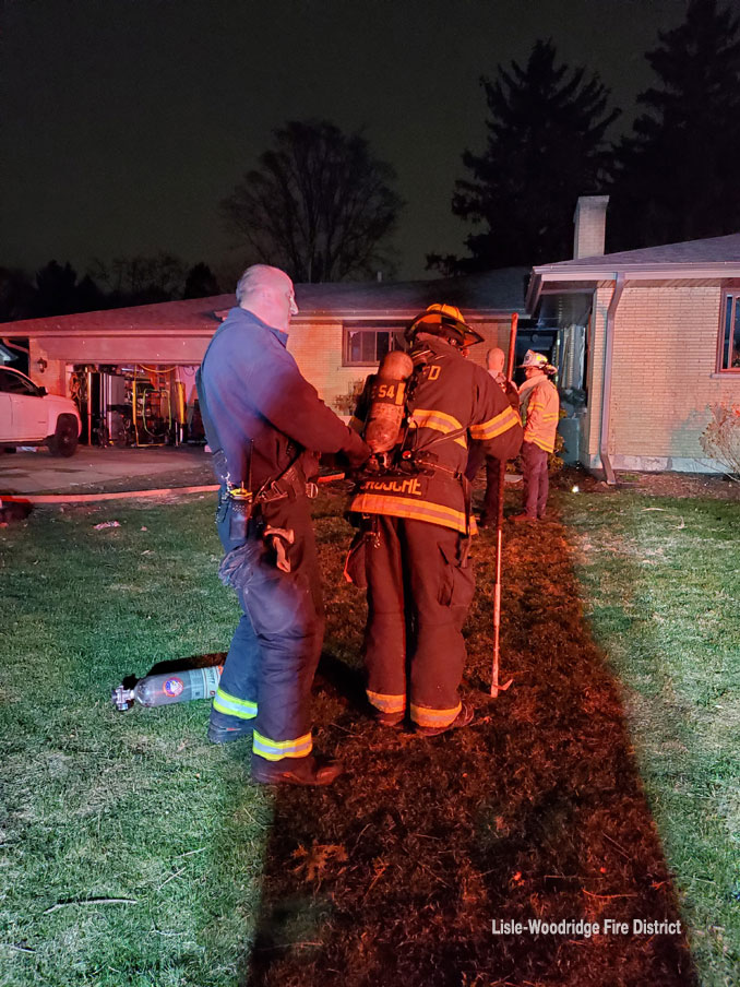 House fire in unincorporated Glen Ellyn (PHOTO CREDIT: Lisle-Woodridge Fire District)