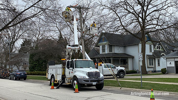 ComEd repair for power line down on Dunton Avenue between Euclid Avenue and Hawthorne Street in Arlington Heights