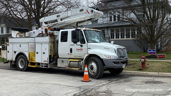 ComEd repair for power line down on Dunton Avenue between Euclid Avenue and Hawthorne Street in Arlington Heights