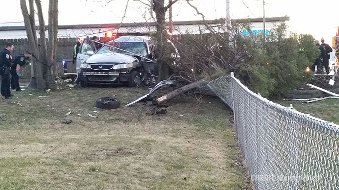 Fatal crash on Algonquin Road west of Kennicott Avenue in Arlington Heights (PHOTO CREDIT: Warren Hecht)