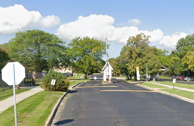 Prairie View Court gate in North Chicago (Image capture September 2018 ©2021 Google)