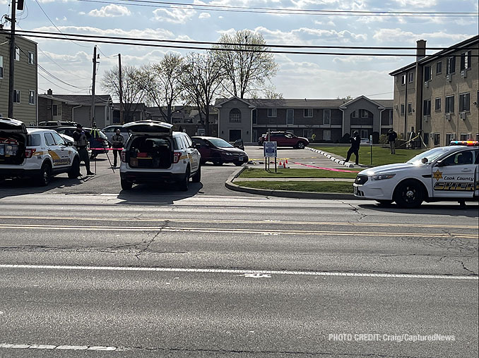 Crime scene on Greenwood Avenue near Gregory Lane, unincorporated Des Plaines (PHOTO CREDIT: Craig/CapturedNews)