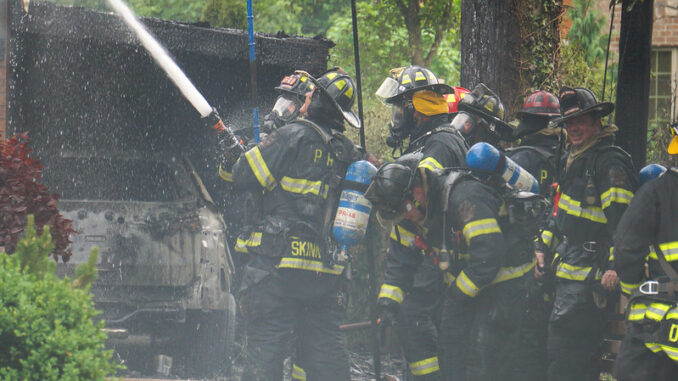 House fire on Milton Avenue, Park Ridge (PHOTO CREDIT: Jimmy Bolf)