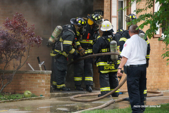 House fire on Milton Avenue, Park Ridge (PHOTO CREDIT: Jimmy Bolf)