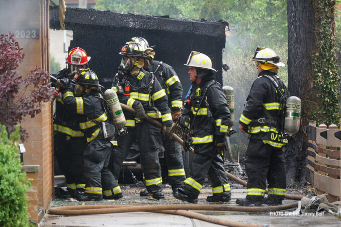 House fire on Milton Avenue, Park Ridge (PHOTO CREDIT: Jimmy Bolf)