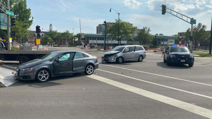 Crash with Injuries Evergreen Avenue and Northwest Highway, Arlington Heights