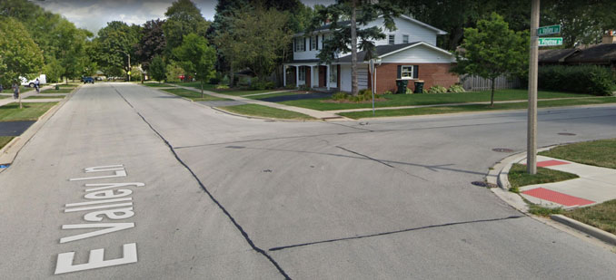 Valley Lane Pinetree Drive Arlington Heights Street View (Image capture: August 2019 ©2021 Google)