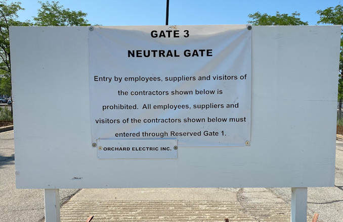 Neutral Gate at Town & Country Shopping Center