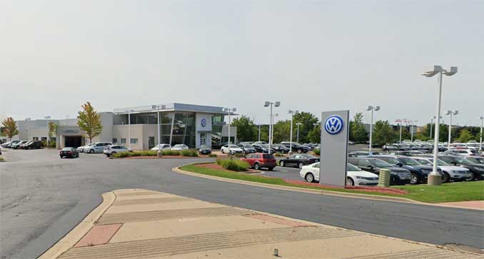 Gurnee Volkswagen, 6301 West Grand Avenue, Gurnee Street View (Image capture August 2019 ©2021)