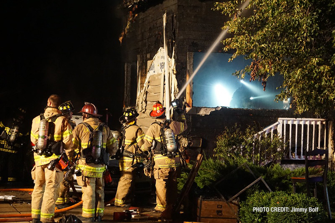 Libertyville fatal fire scene Friday morning, Augusts 13, 2021 (PHOTO CREDIT: Jimmy Bolf)