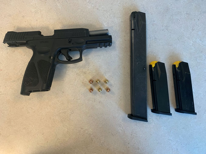 Gun, high-capacity magazine, and ammunition (SOURCE: Lake County Sheriff's Office)