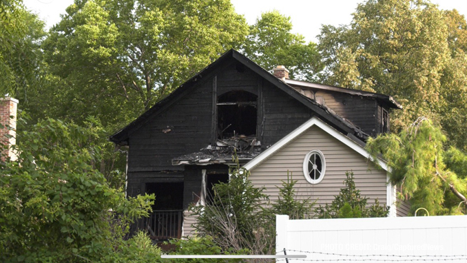 Libertyville fatal fire scene Friday morning, Augusts 13, 2021