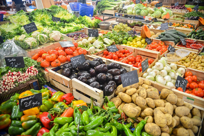 Potatoes at market (PHOTO CREDIT:  <a href="https://pixabay.com/users/stokpic-692575/?utm_source=link-attribution&utm_medium=referral&utm_campaign=image&utm_content=601580">stokpic</a> from <a href="https://pixabay.com/?utm_source=link-attribution&utm_medium=referral&utm_campaign=image&utm_content=601580">Pixabay</a>)