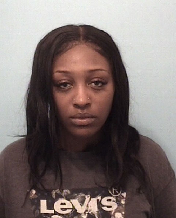 Desire Gray, murder suspect (SOURCE: Naperville Police Department)