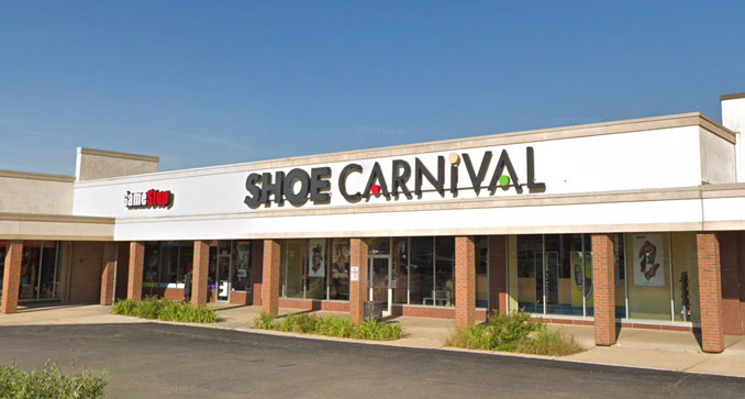 Shoe Carnival on Lewis Avenue in Waukegan (Image captured September 2018 ©2021 Google)