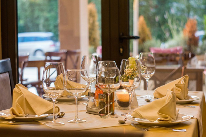 A perfect table setting every time is not an easy task