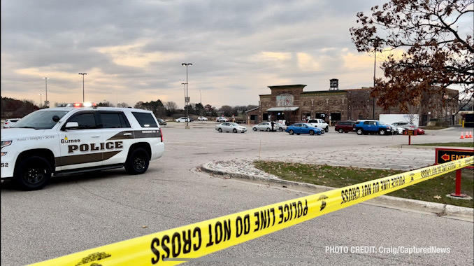 Shooting scene near Portillo's at Gurnee Mills in Gurnee Illinois, Saturday, November 27, 2021 (Craig/CapturedNews)