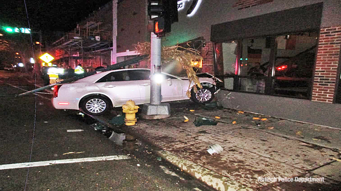 Suspected Dui Driver Crashes Into The Rivalry Alehouse In Antioch Cardinal News