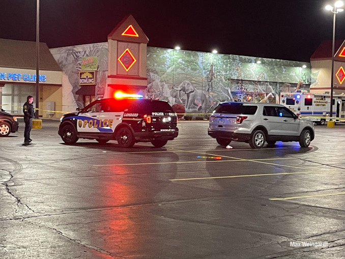 Man shot at Safari Land, 701 West North Avenue in Villa Park Saturday, November 13, 2021 (PHOTO CREDIT: Max Weingardt)